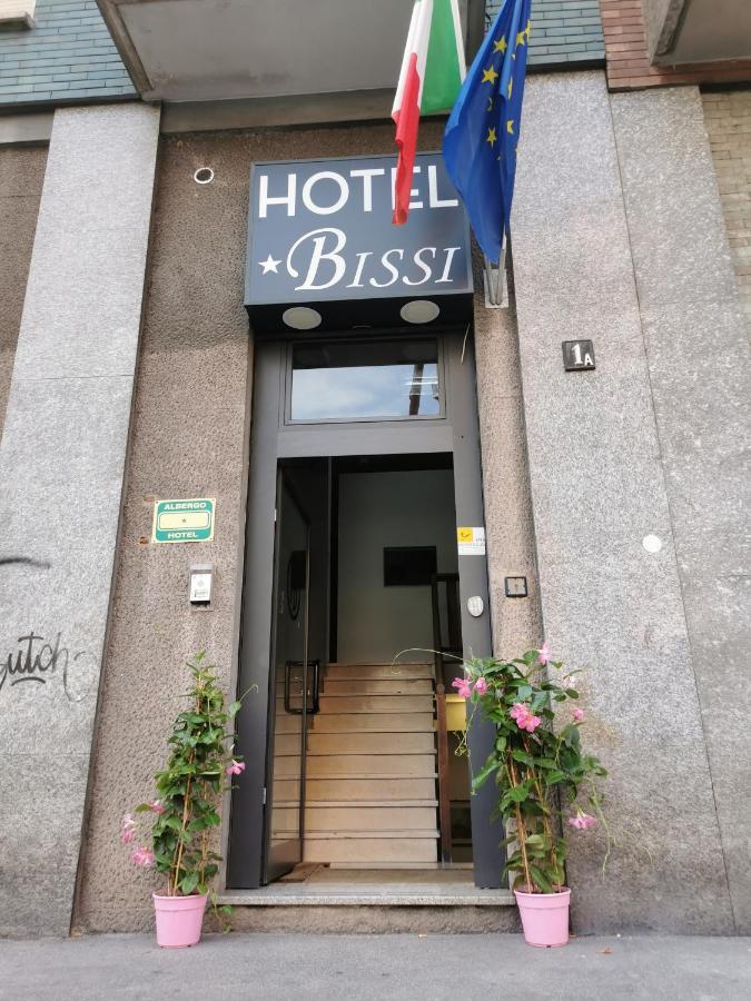 Hotel Bissi Milan Exterior photo