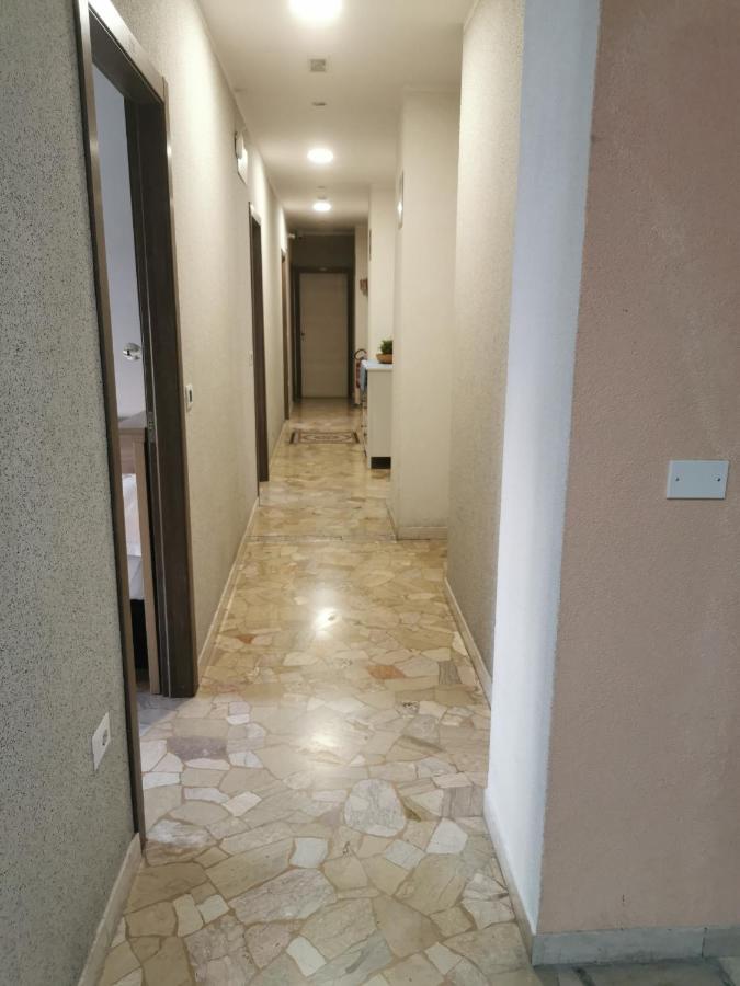 Hotel Bissi Milan Exterior photo