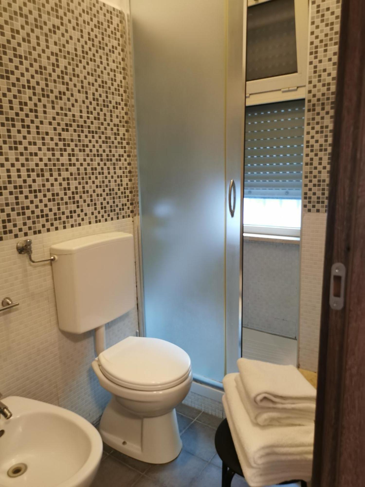 Hotel Bissi Milan Room photo